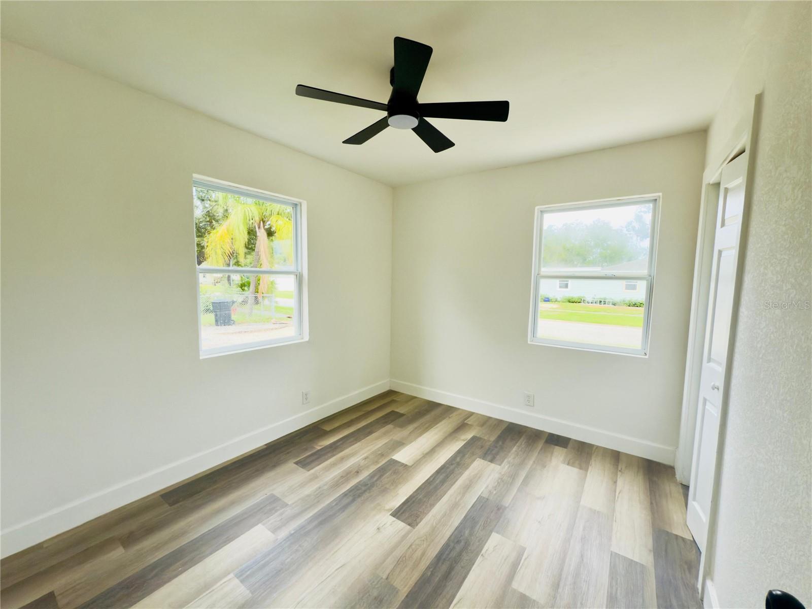Image 23 of 28 For 781 58th Avenue Ne