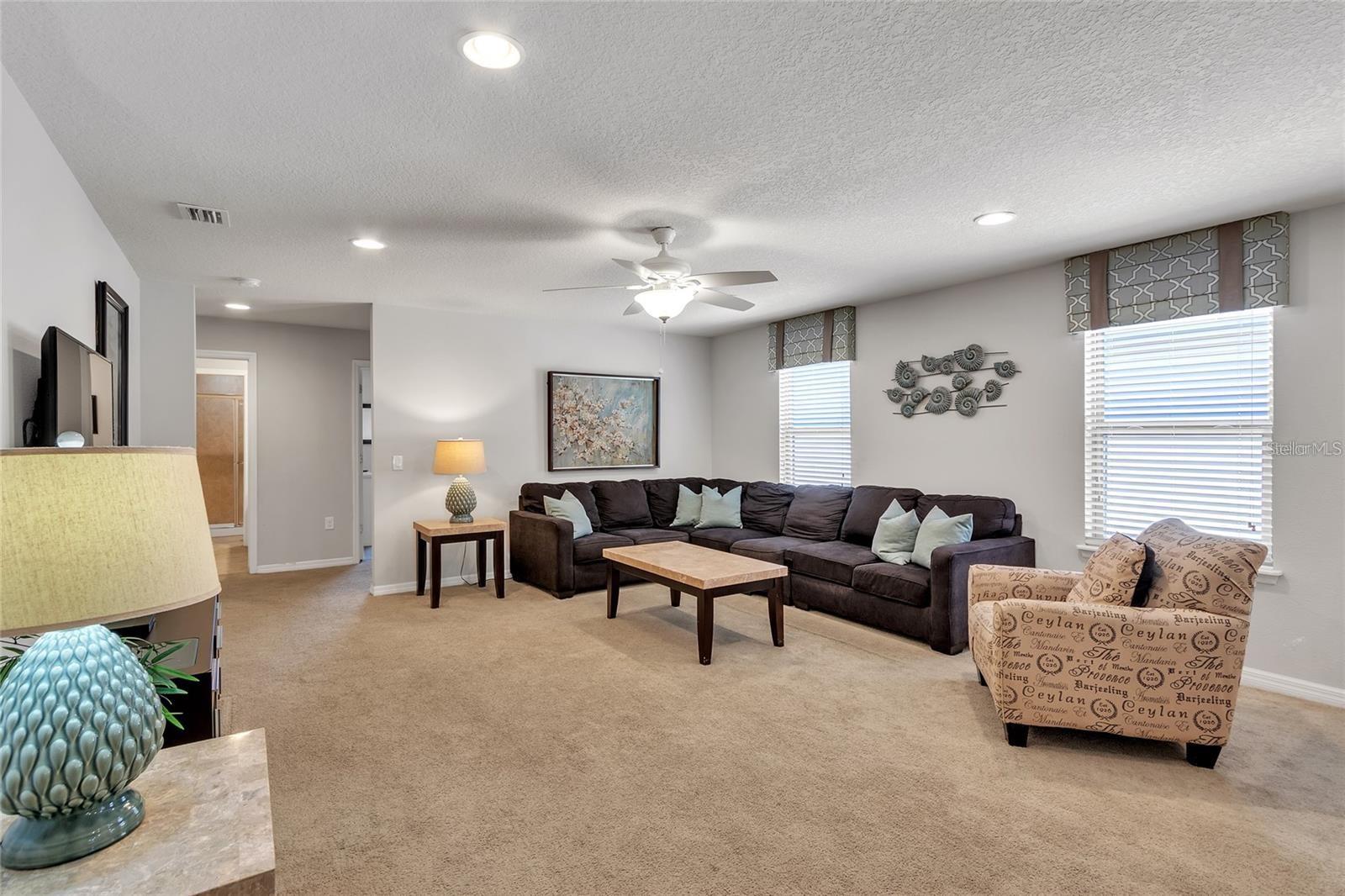 Image 10 of 34 For 8916 Rhodes Street