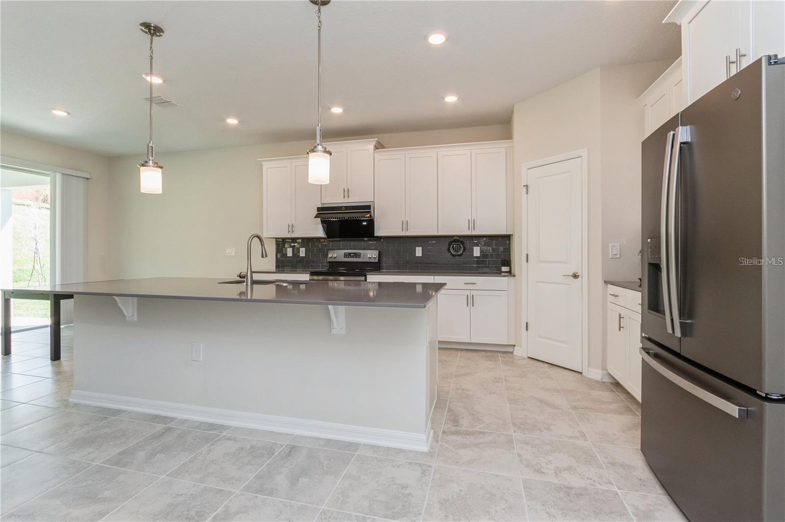 Image 18 of 72 For 2738 Norway Maple Court