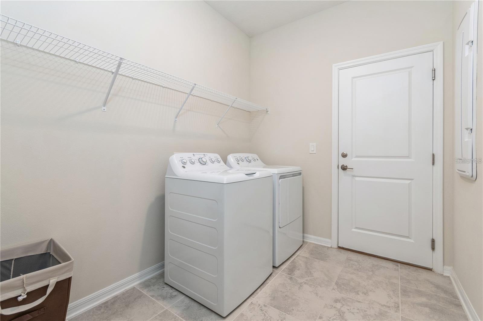 Image 37 of 72 For 2738 Norway Maple Court