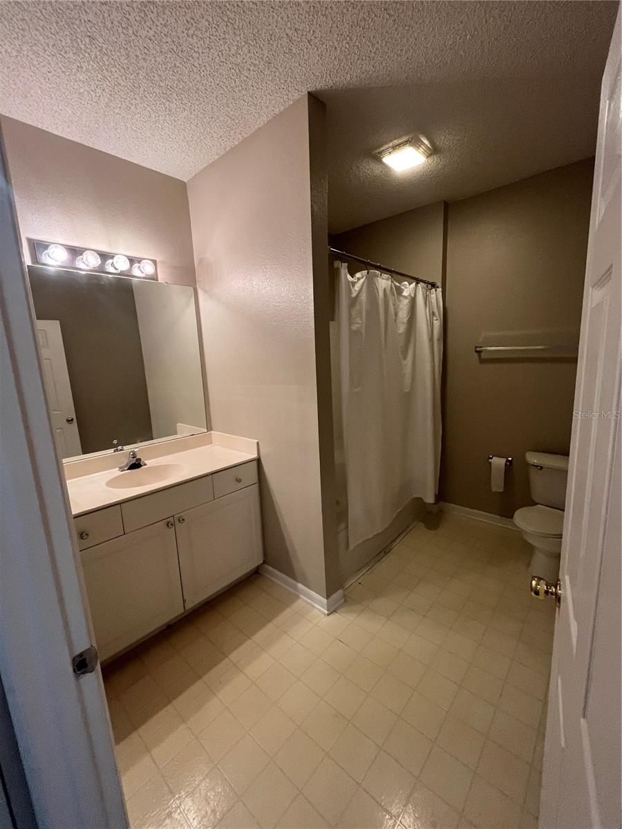 Image 9 of 12 For 2224 Arbor Lakes Circle 2224