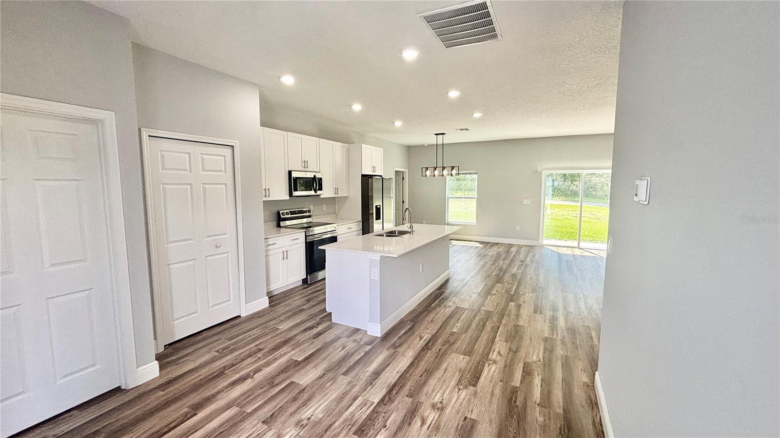 Image 9 of 35 For 13751 43rd Circle
