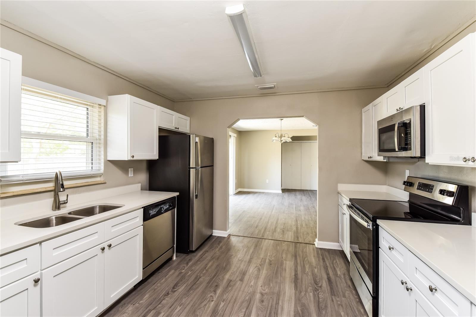 Image 6 of 16 For 507 67th Avenue Drive W