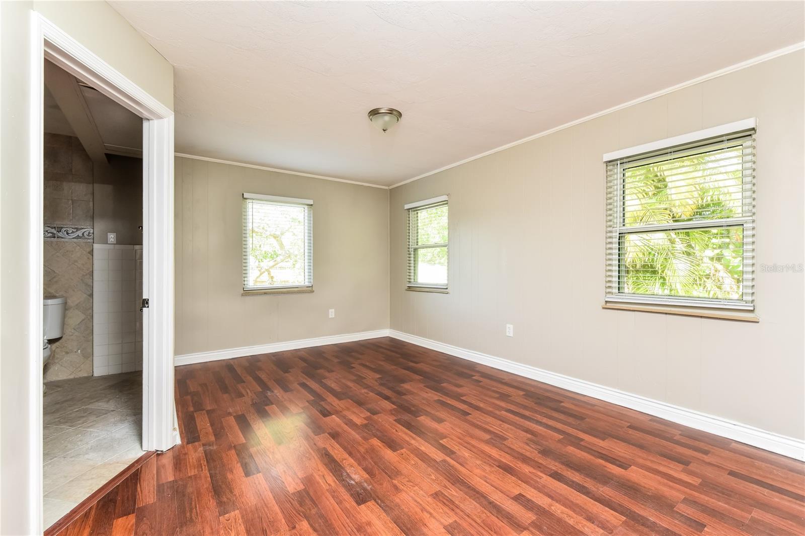 Image 9 of 16 For 507 67th Avenue Drive W