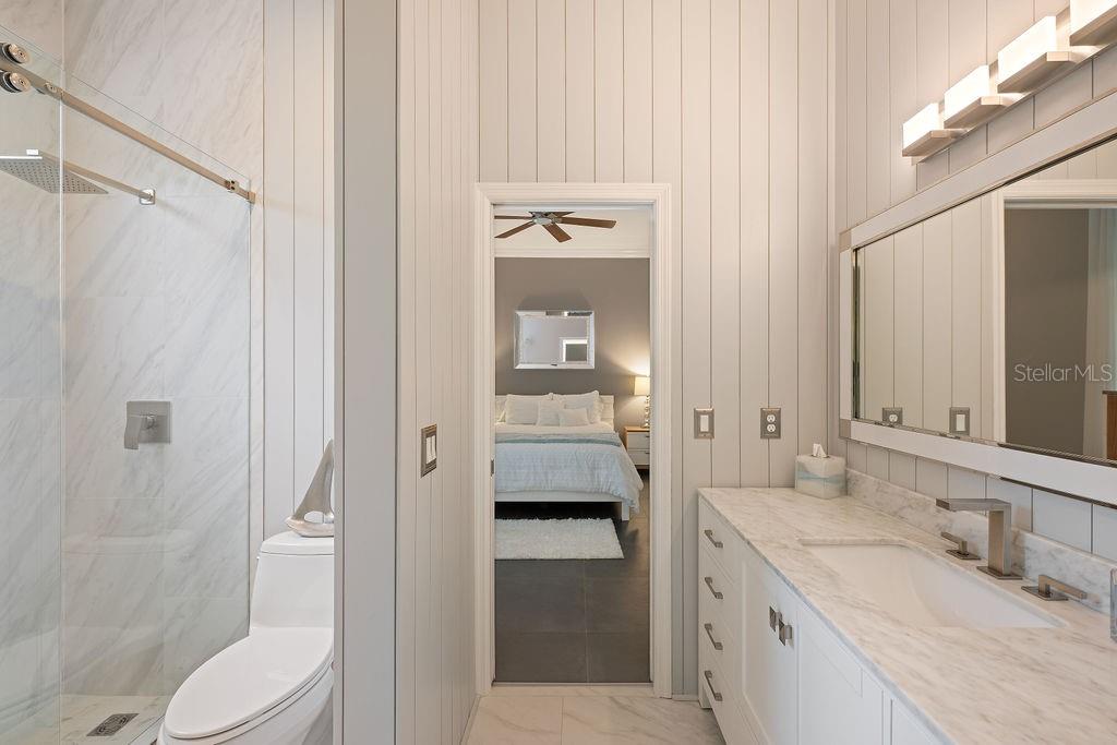 Image 10 of 60 For 1006 Dunhurst Court