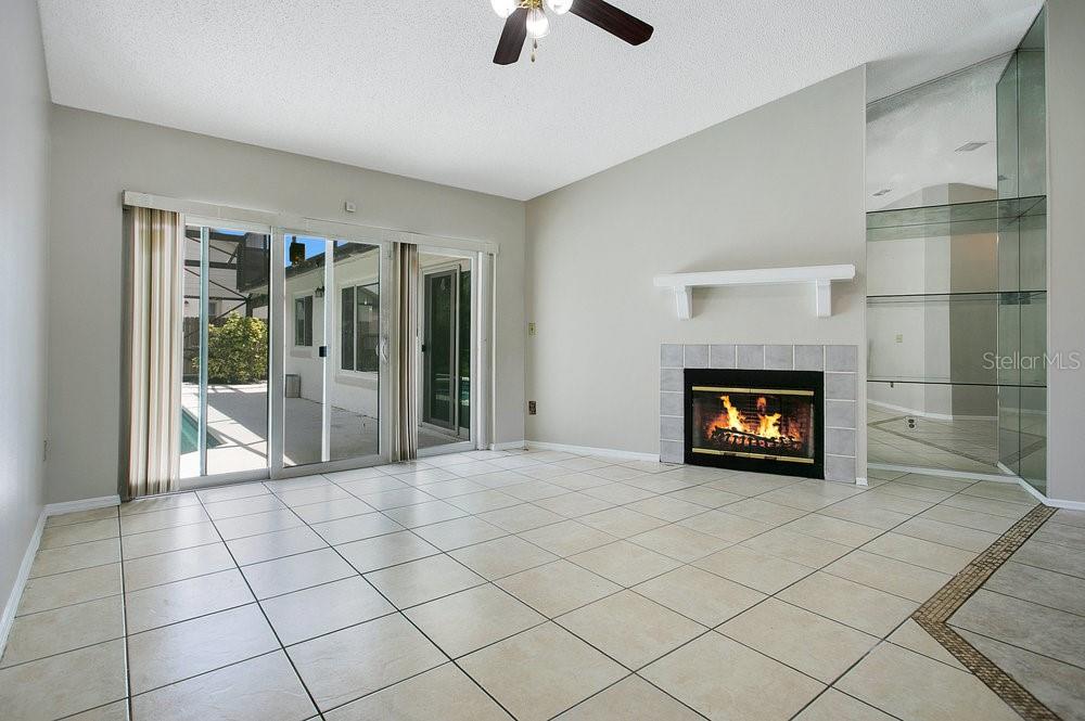 Image 5 of 35 For 681 Starstone Drive