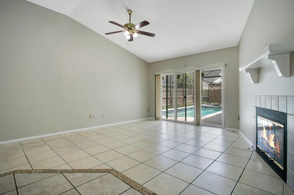 Image 6 of 35 For 681 Starstone Drive