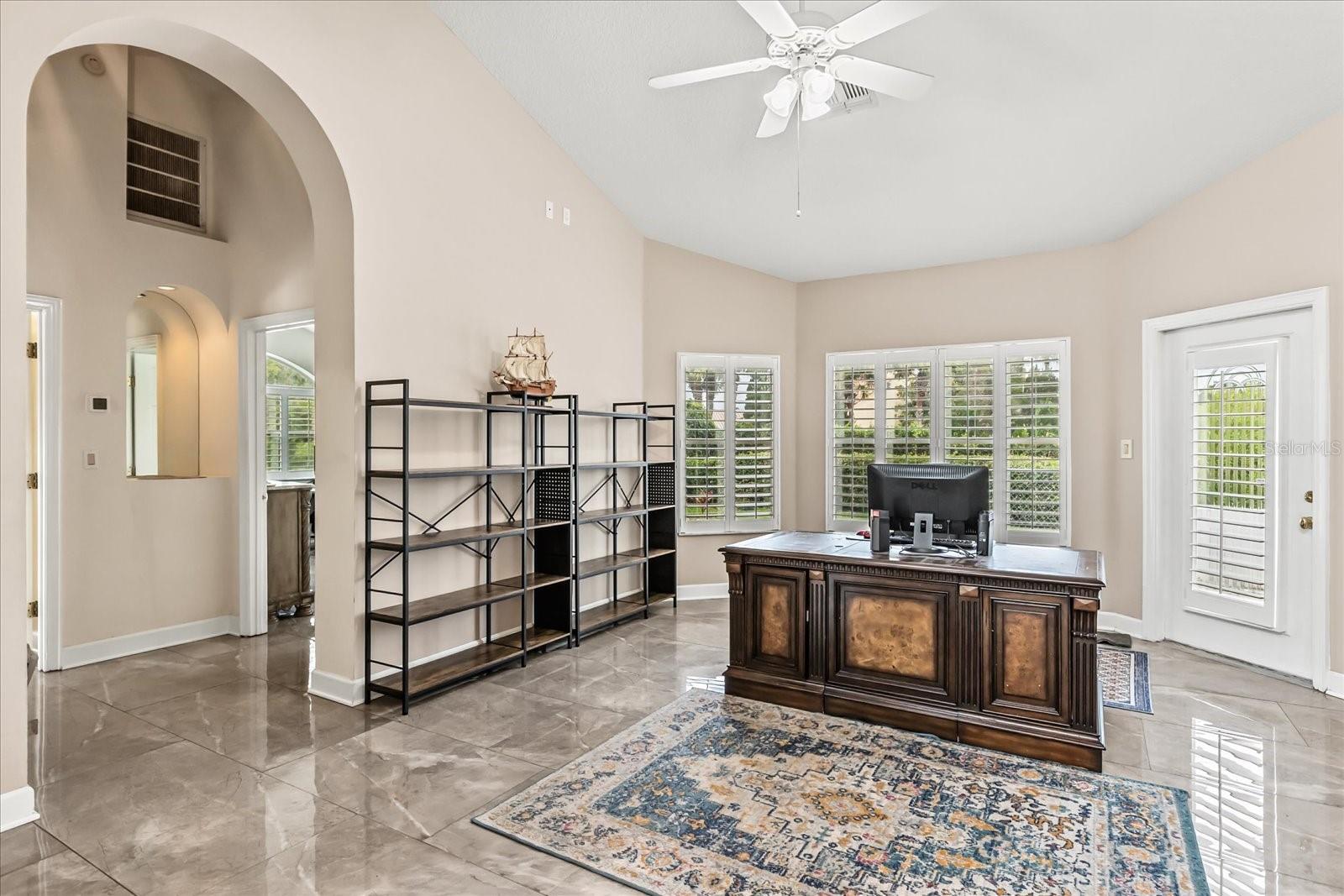 Image 11 of 33 For 1036 Golf Valley Drive