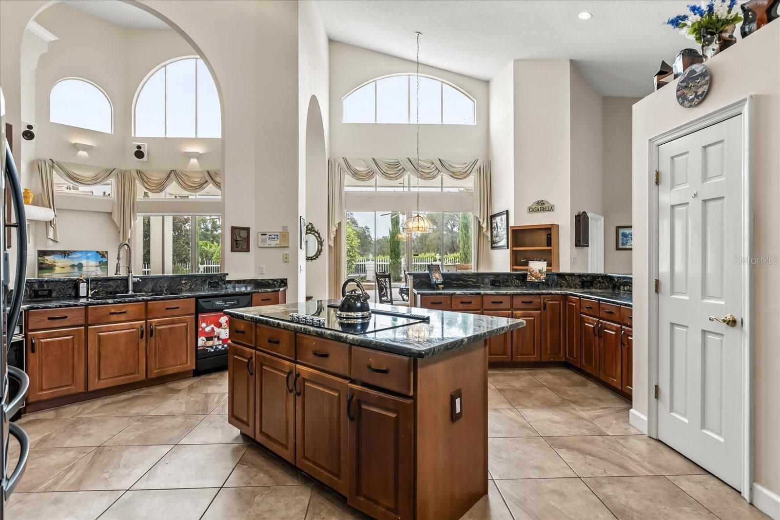 Image 12 of 33 For 1036 Golf Valley Drive