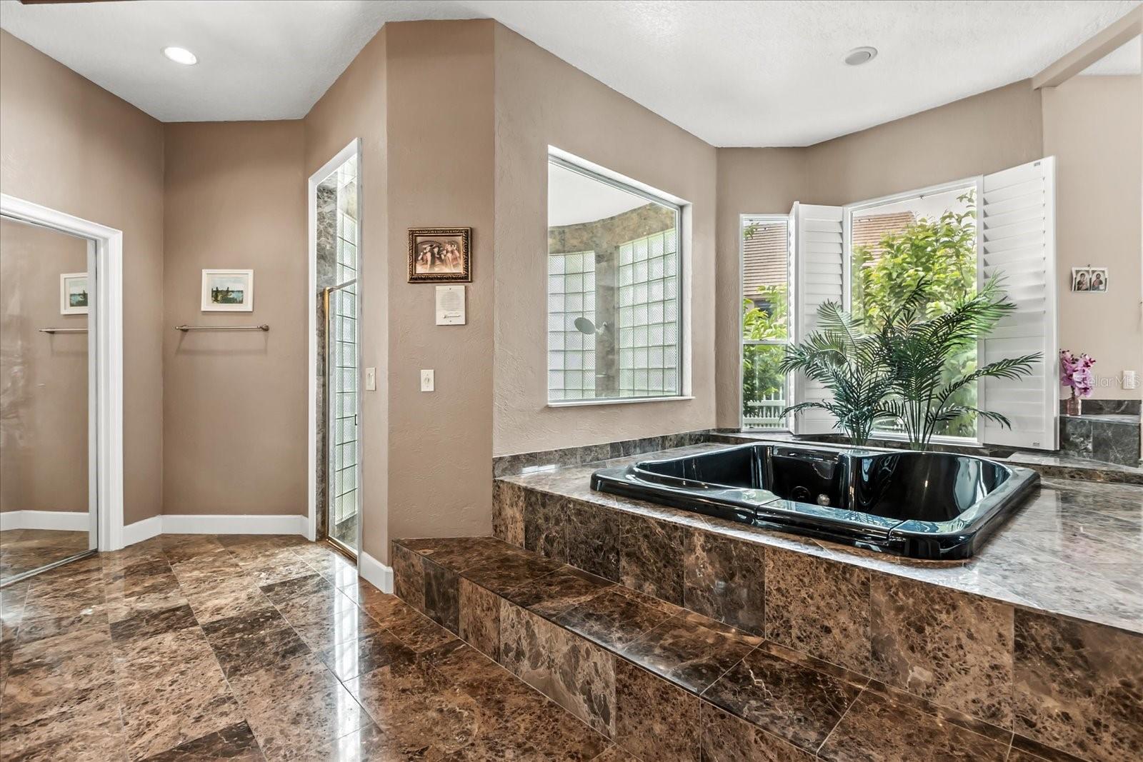 Image 23 of 33 For 1036 Golf Valley Drive