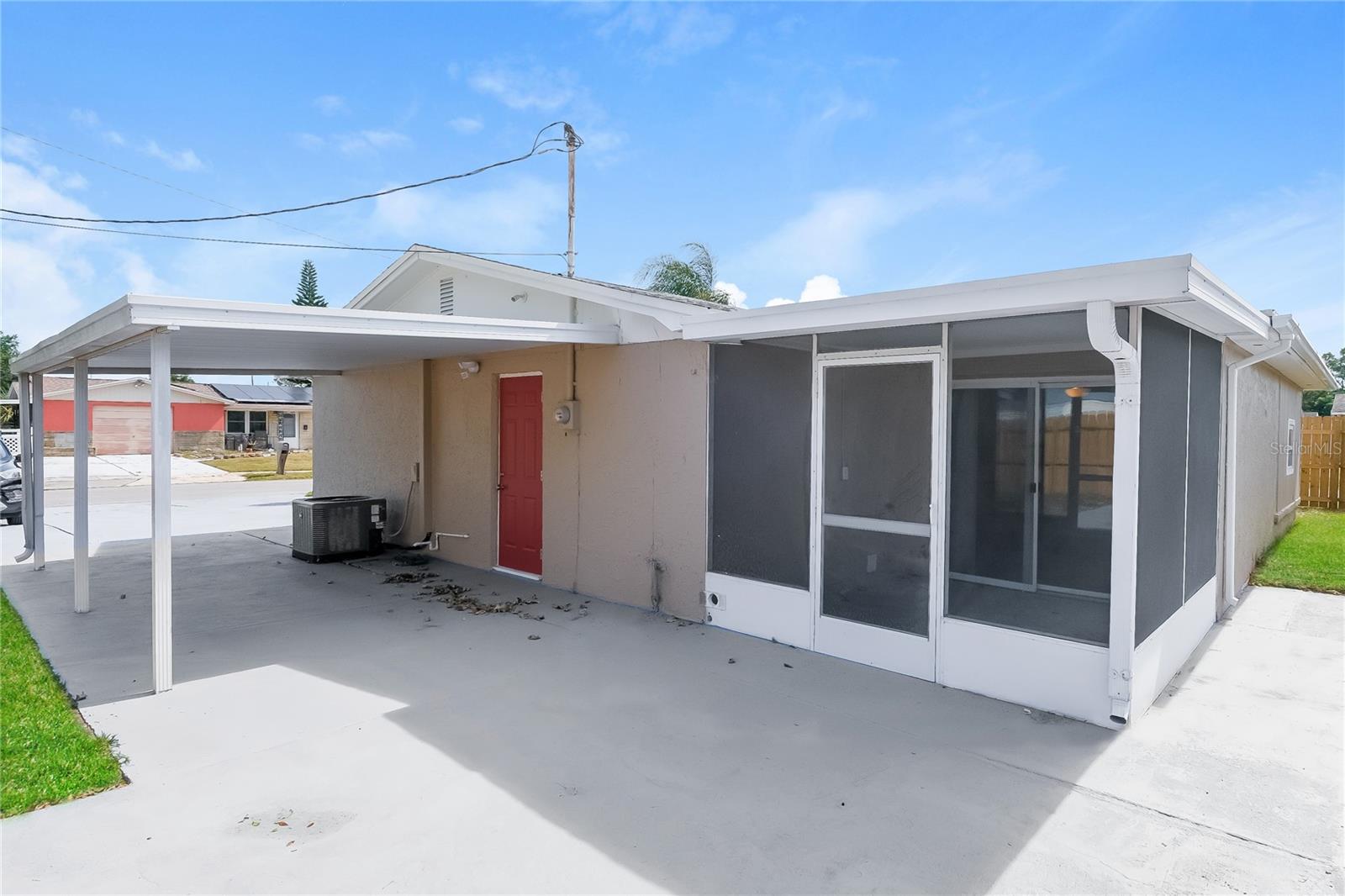 Image 15 of 16 For 1319 Gerard Lane