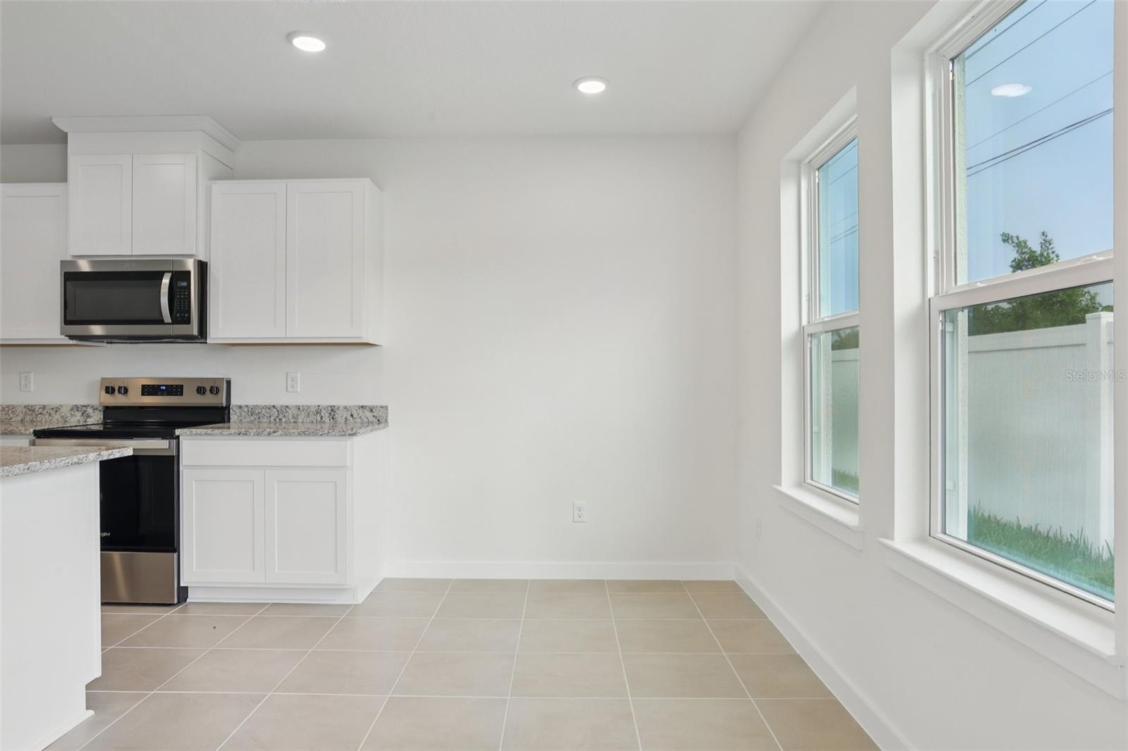 Image 11 of 41 For 6470 Horseshoe Lane Way