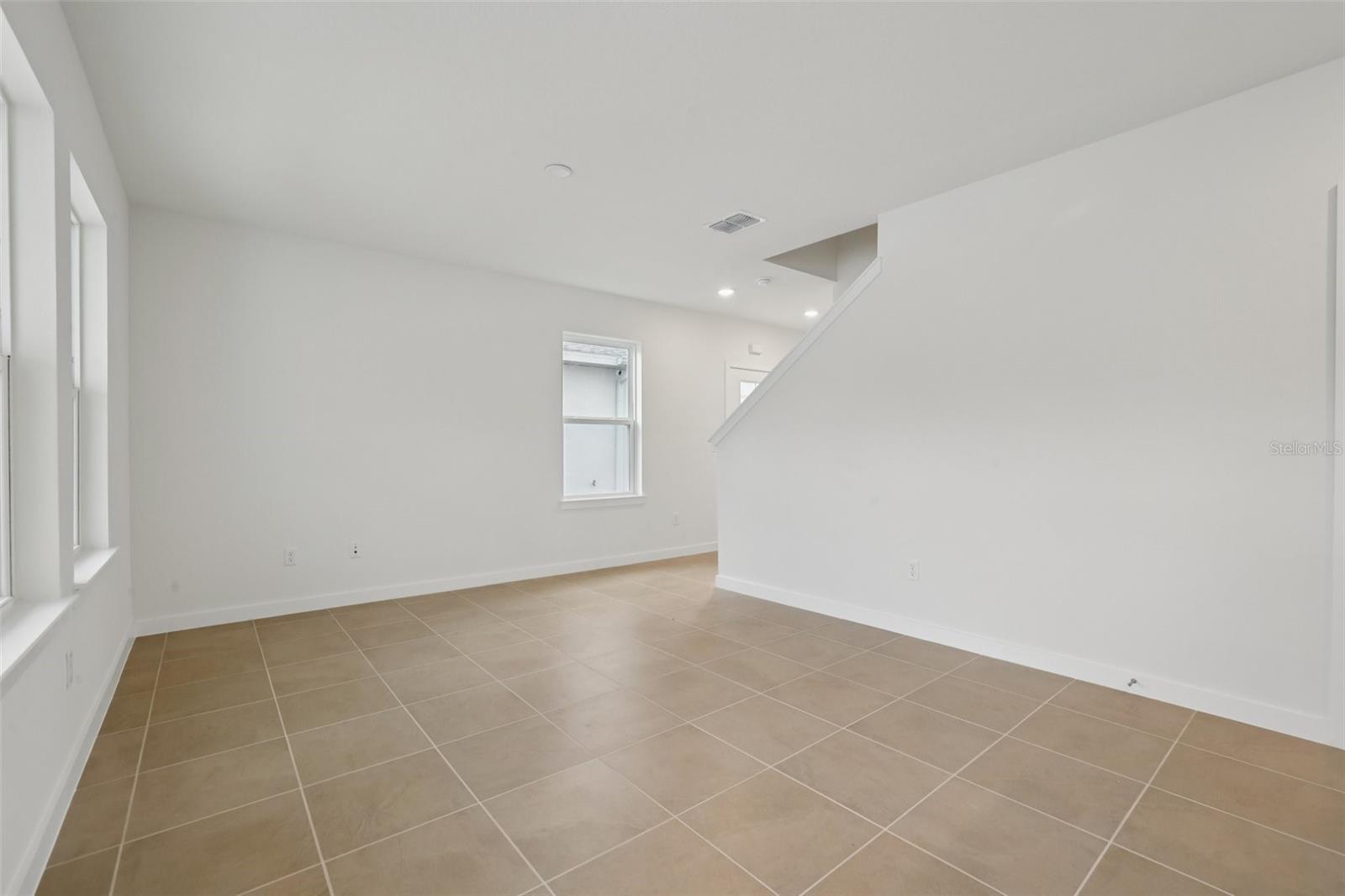 Image 14 of 41 For 6470 Horseshoe Lane Way