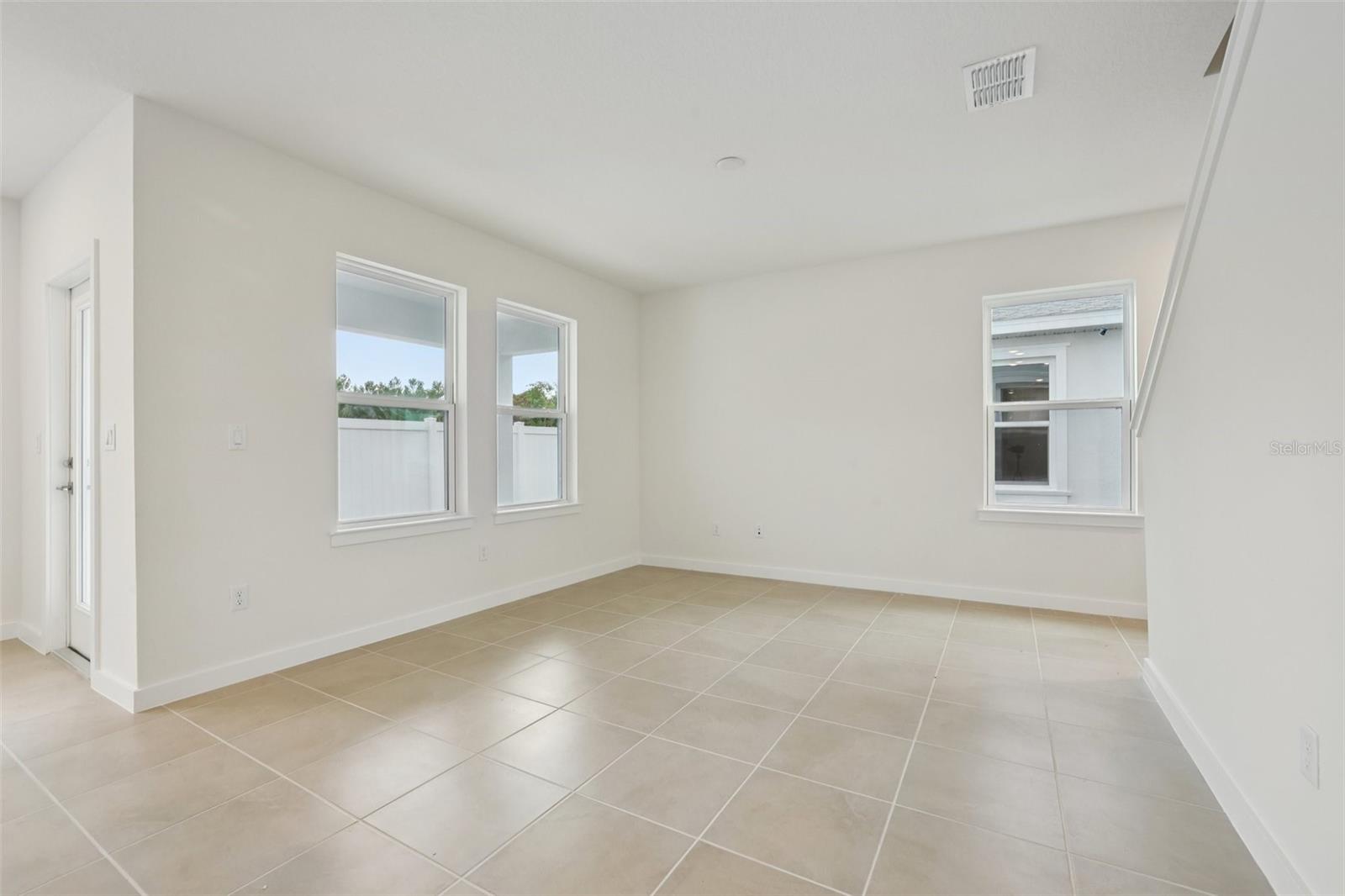 Image 15 of 41 For 6470 Horseshoe Lane Way