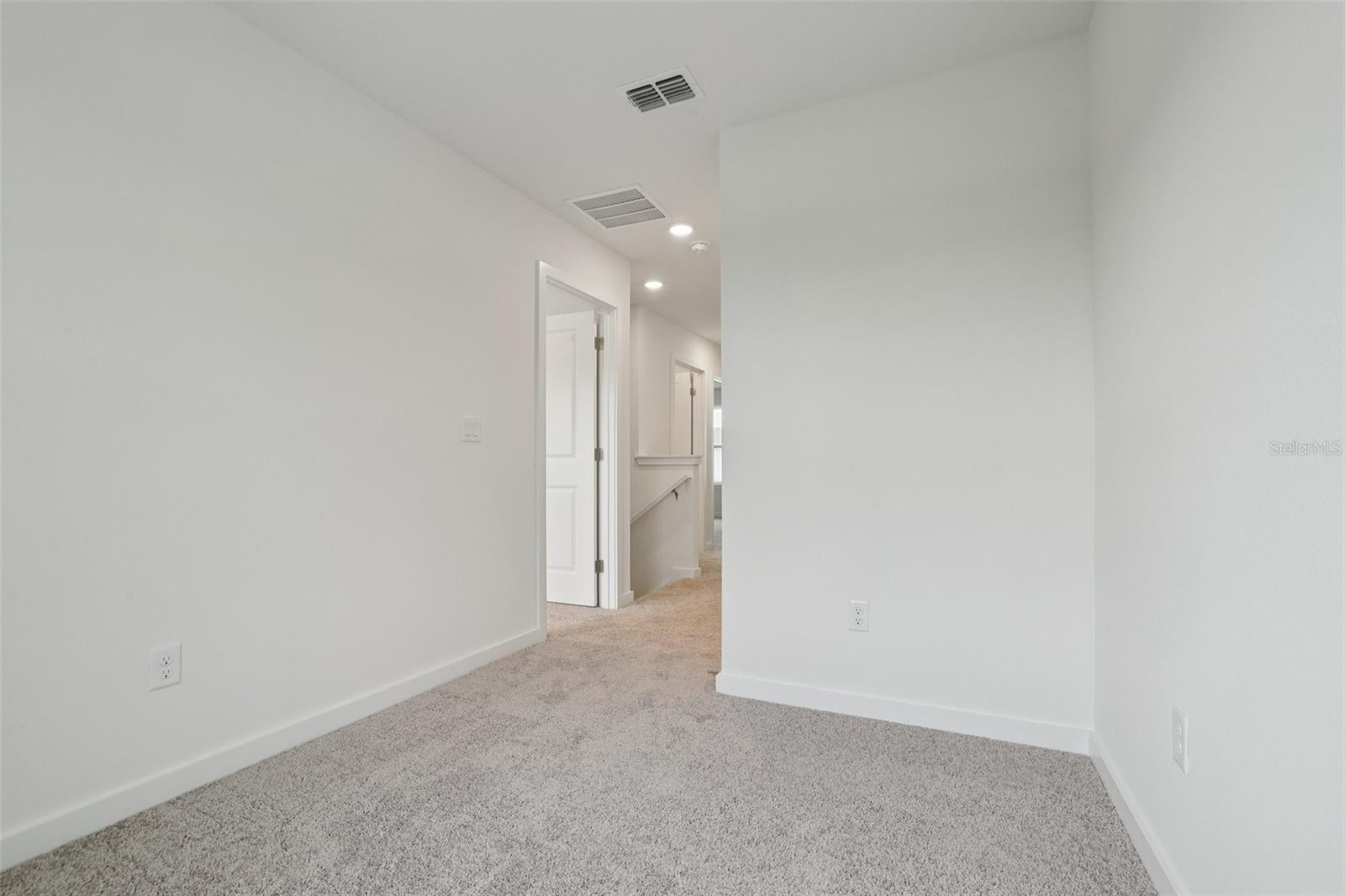 Image 26 of 41 For 6470 Horseshoe Lane Way
