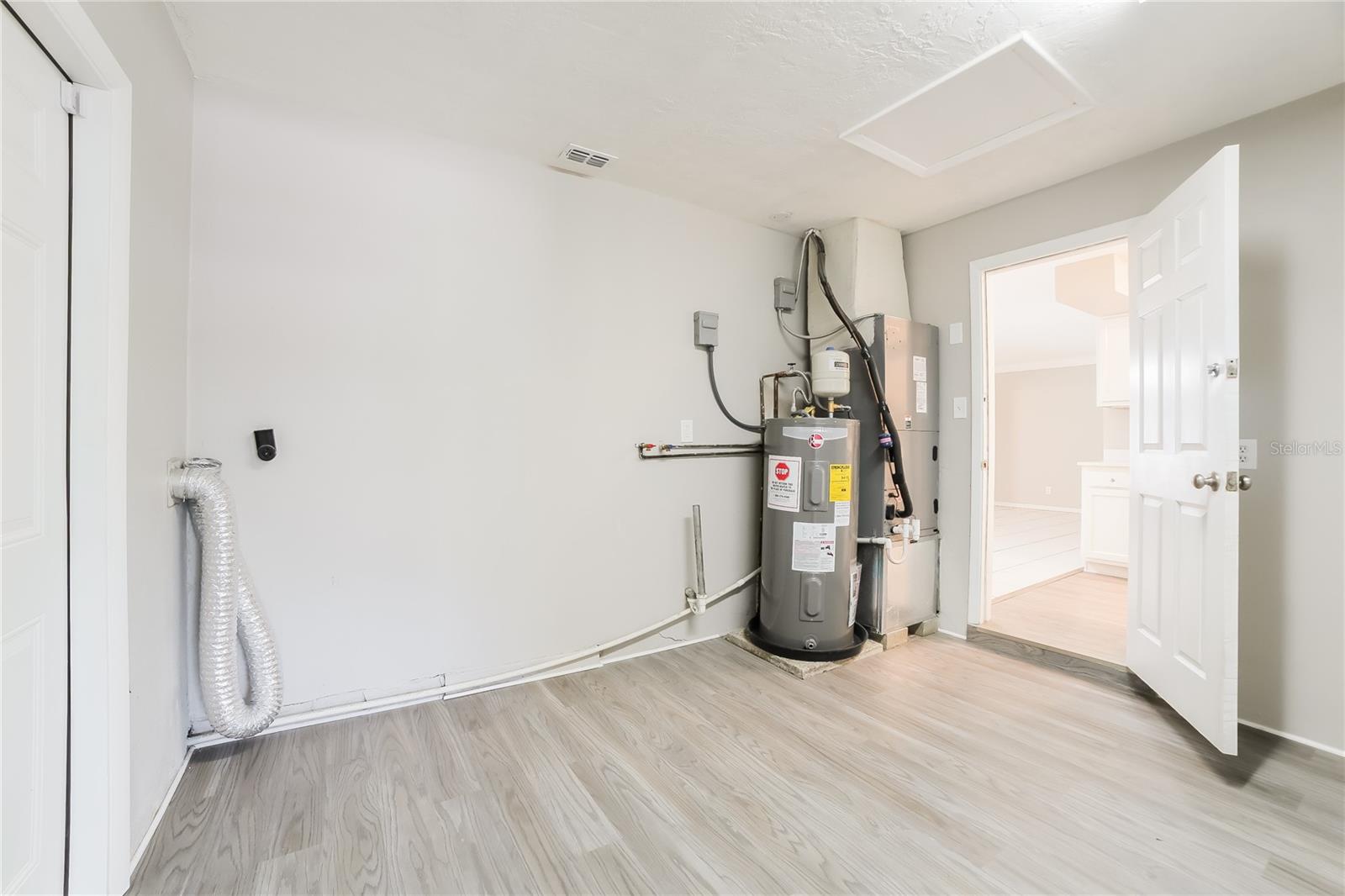 Image 10 of 16 For 4501 36th Avenue N