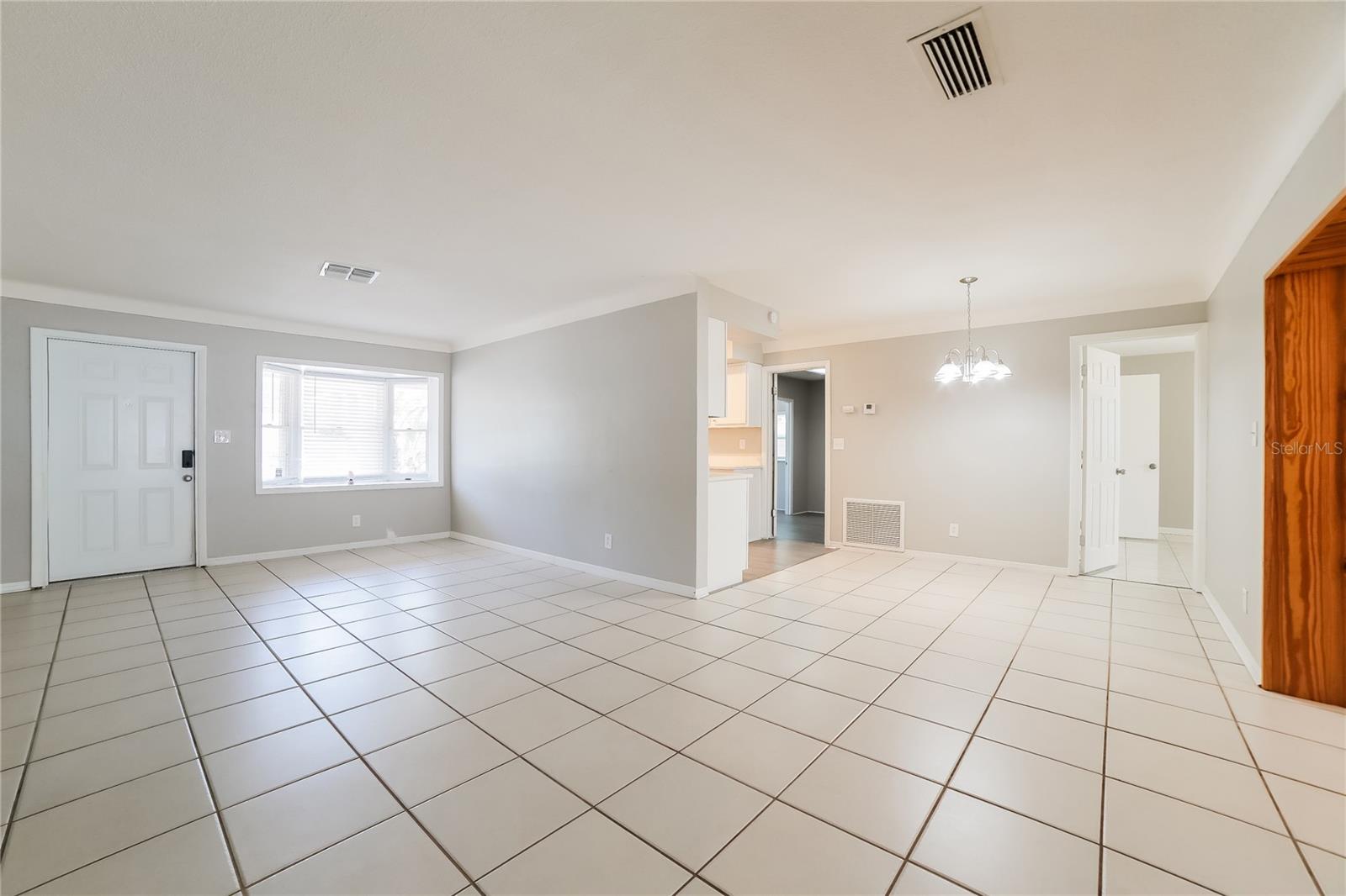 Image 3 of 16 For 4501 36th Avenue N