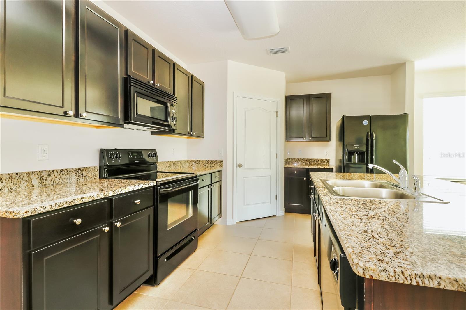 Image 5 of 16 For 4104 Bramblewood Loop