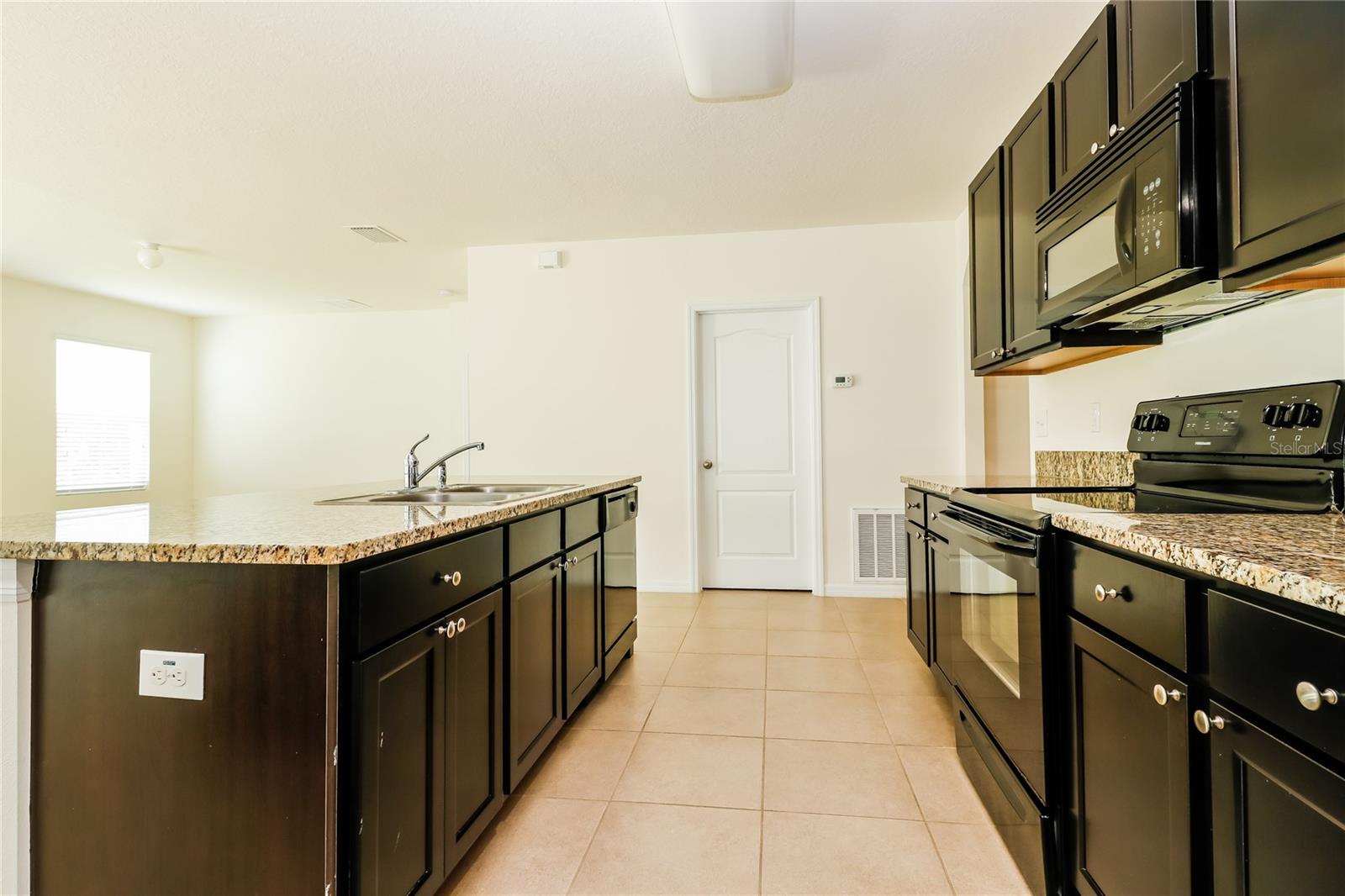 Image 6 of 16 For 4104 Bramblewood Loop