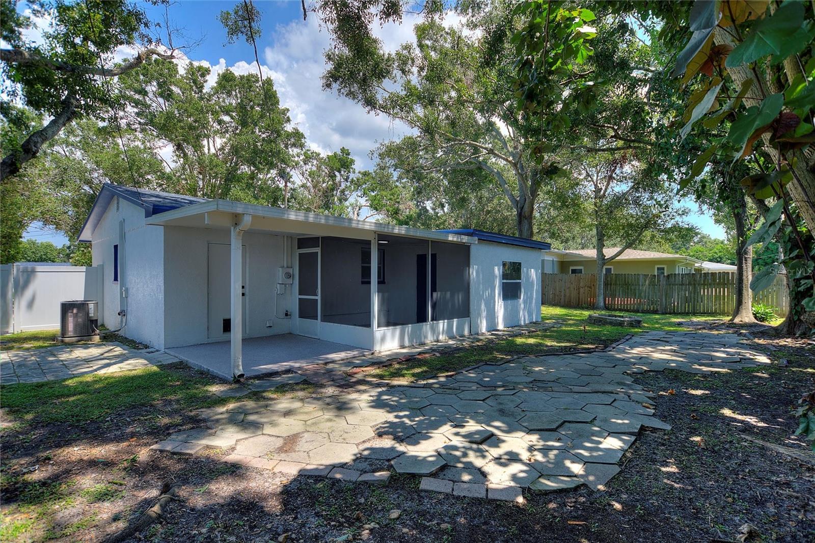 Image 31 of 34 For 5424 14th Avenue N