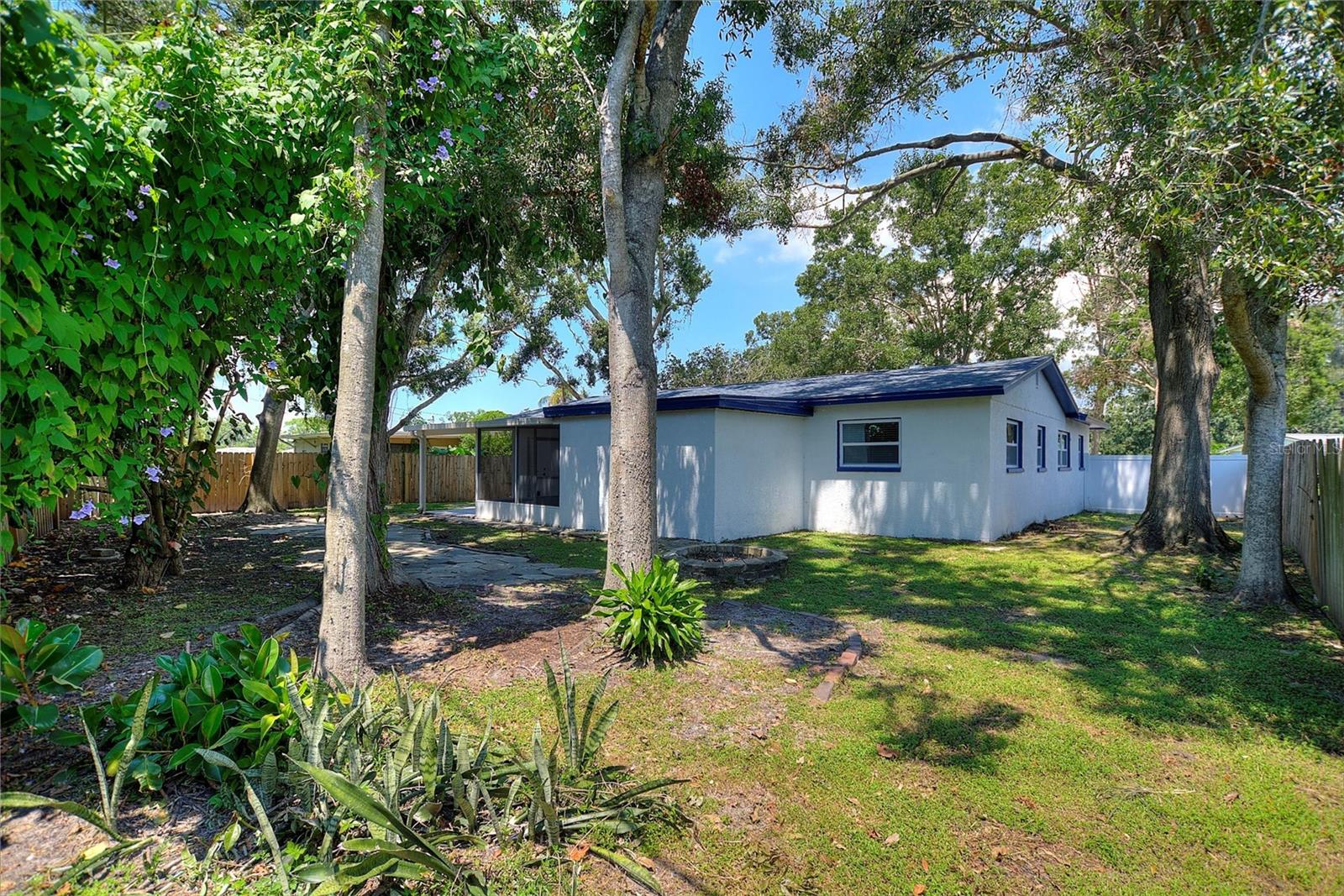 Image 4 of 34 For 5424 14th Avenue N