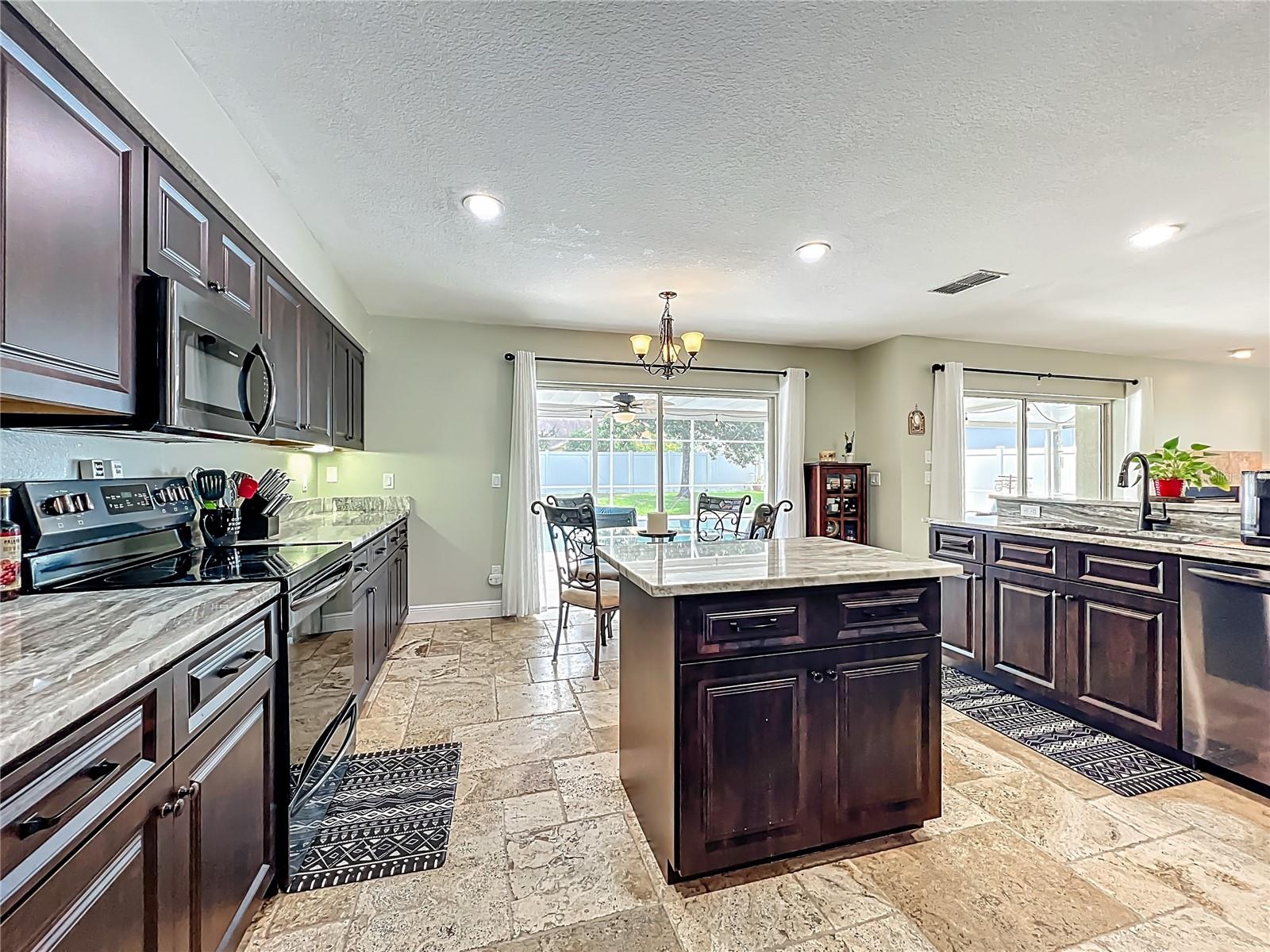 Image 14 of 66 For 216 Prairie Dune Way