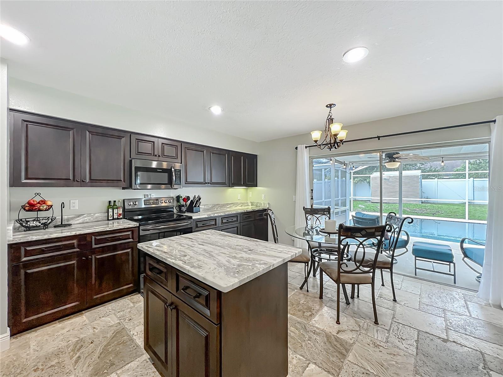 Image 17 of 66 For 216 Prairie Dune Way
