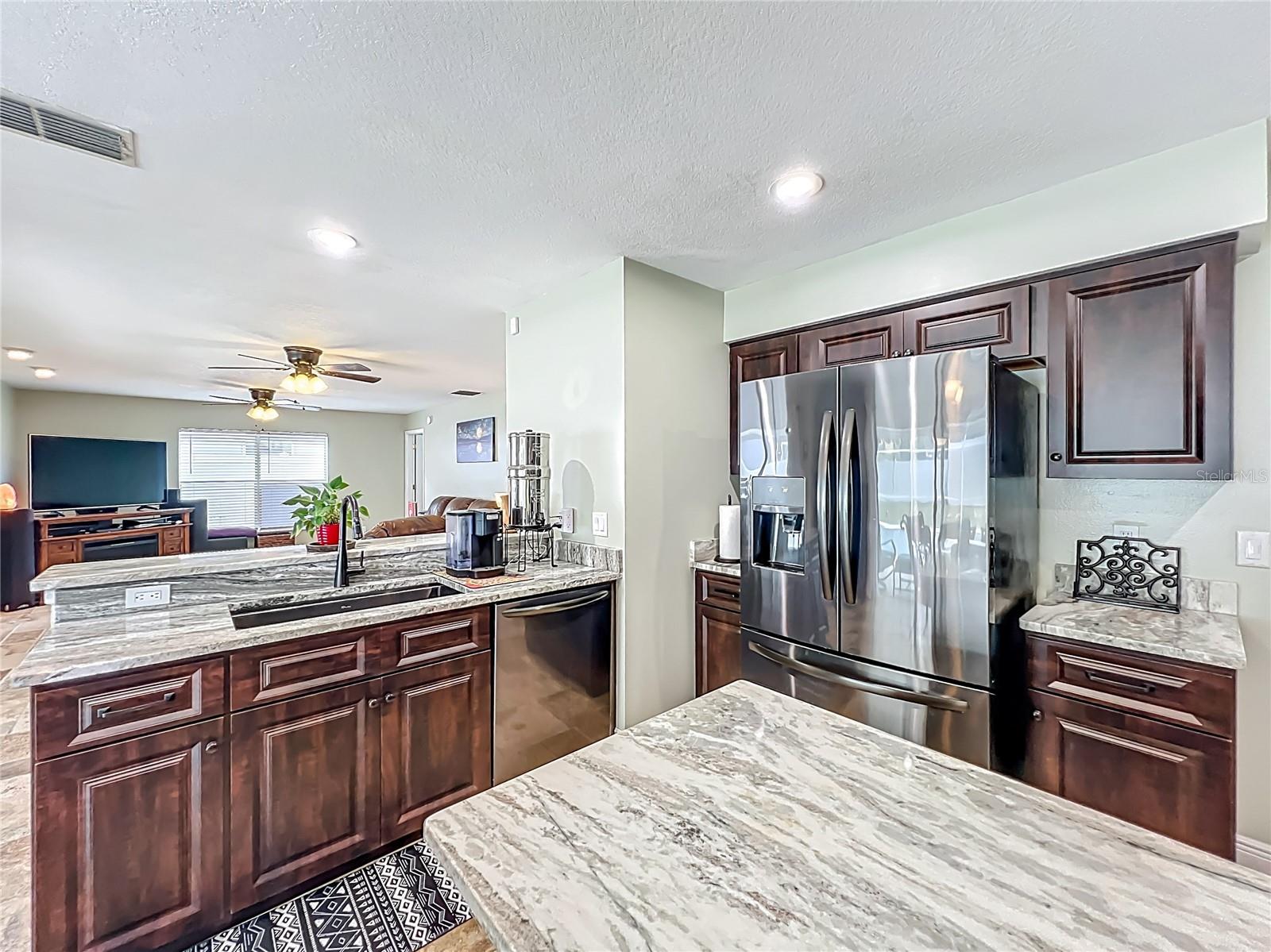 Image 18 of 66 For 216 Prairie Dune Way