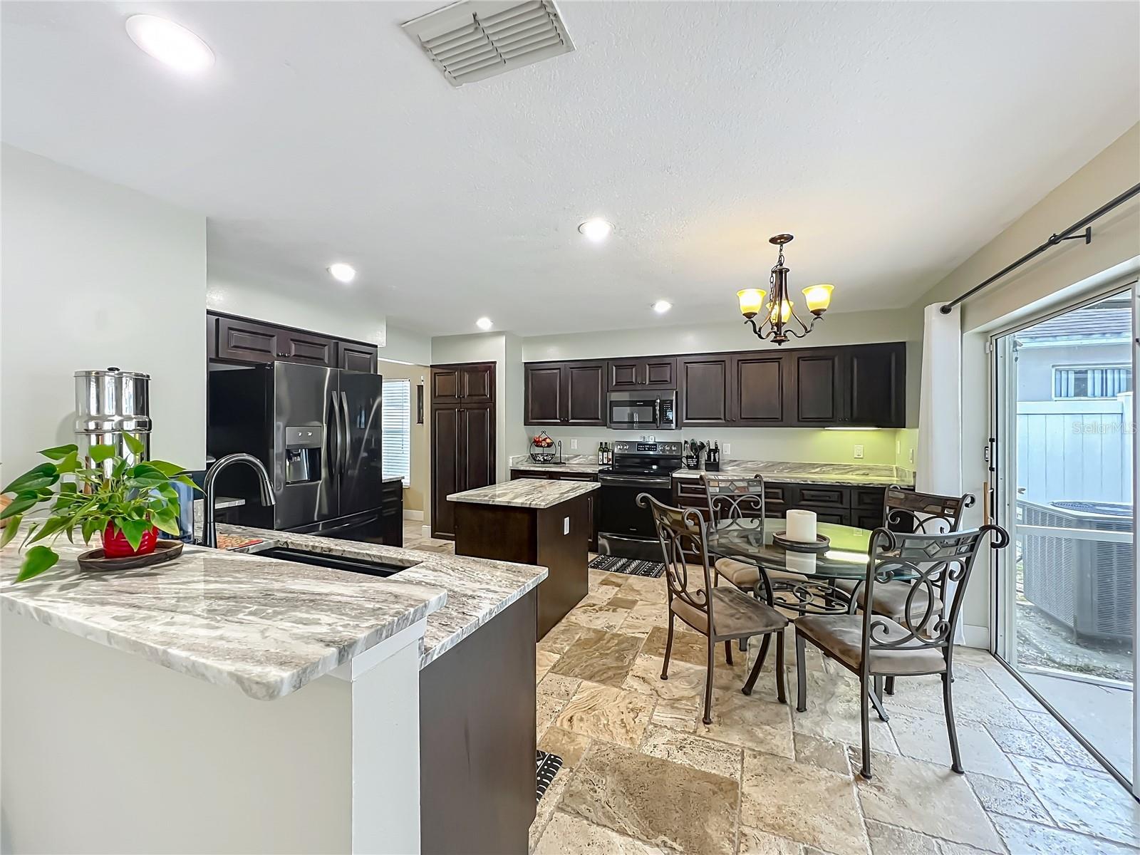 Image 21 of 66 For 216 Prairie Dune Way