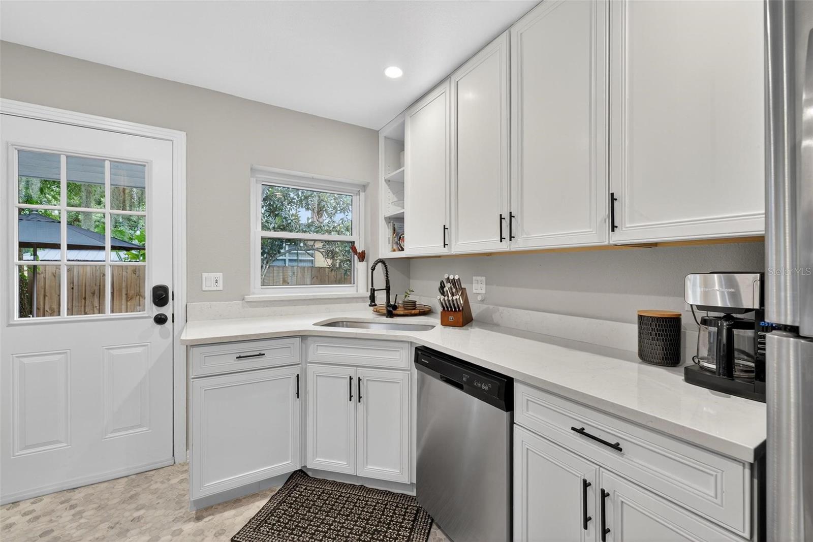 Image 20 of 83 For 3120 Hargill Drive