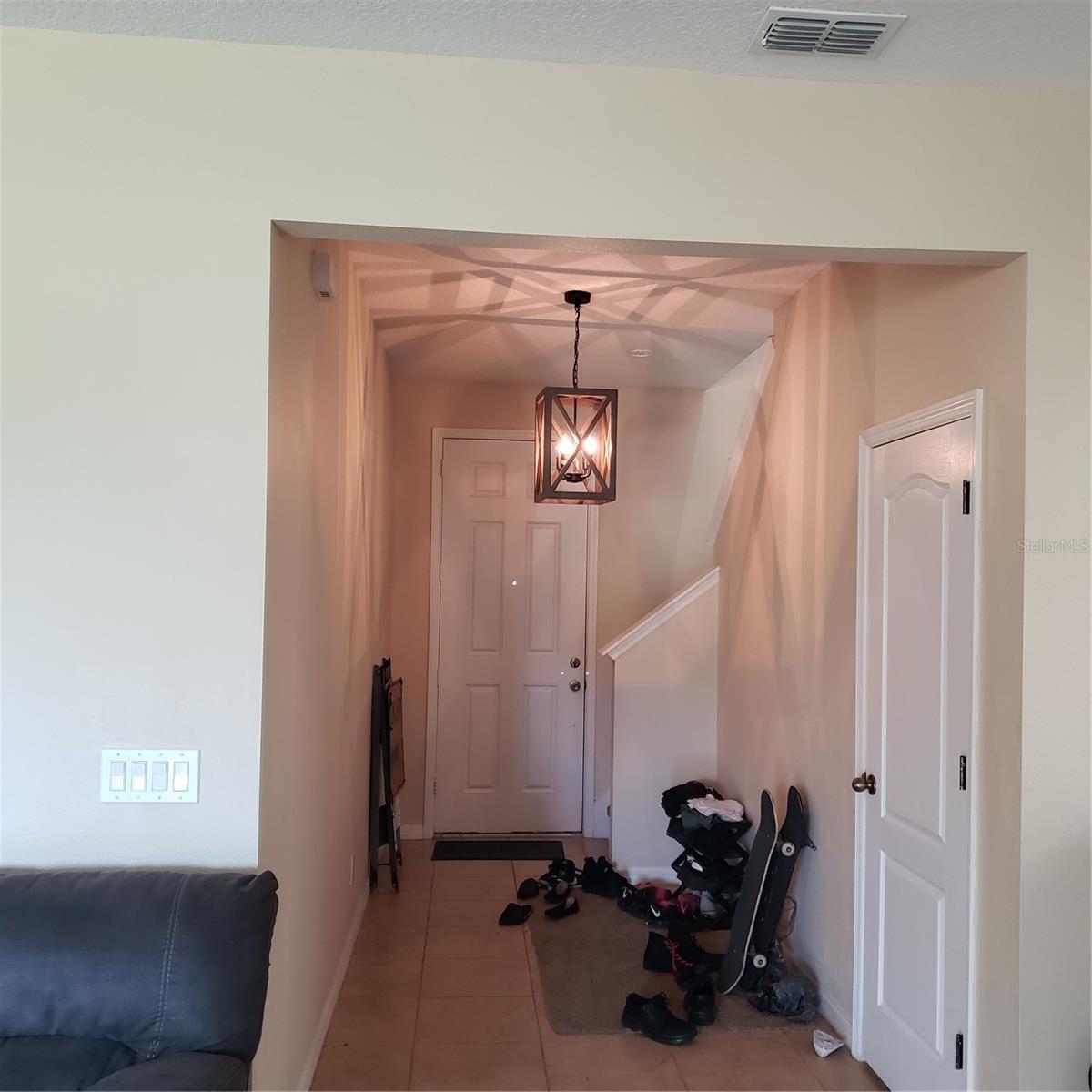 Image 10 of 60 For 2020 Leather Fern Drive