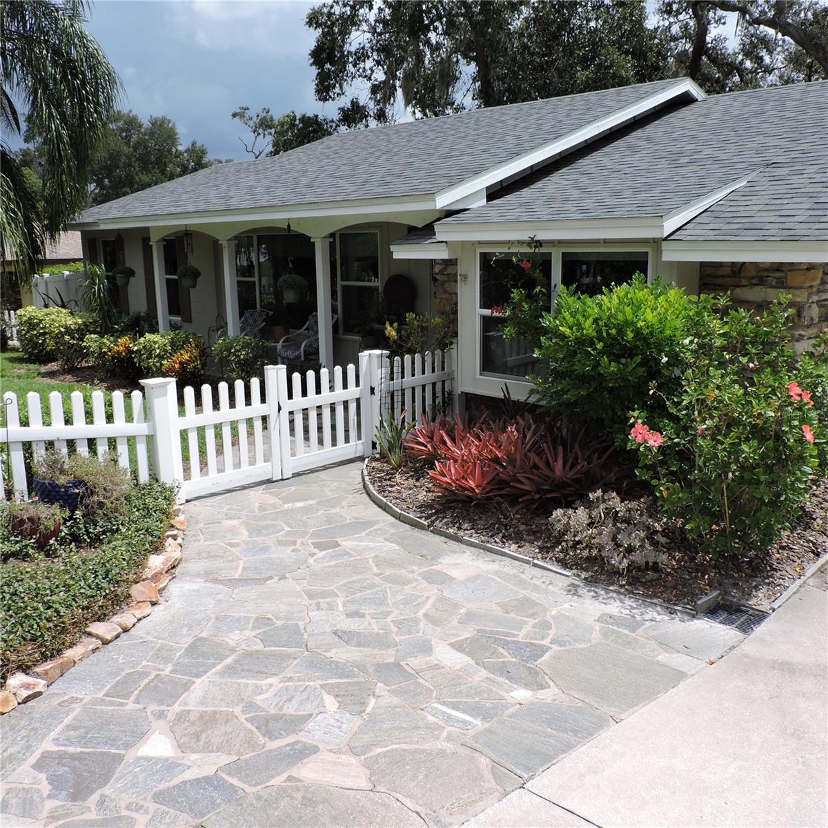 Details for 2312 Hillside Drive, MOUNT DORA, FL 32757