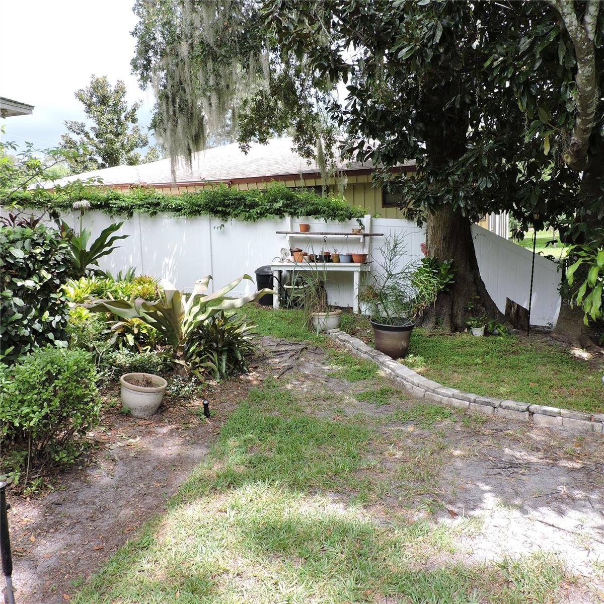 Image 20 of 79 For 2312 Hillside Drive