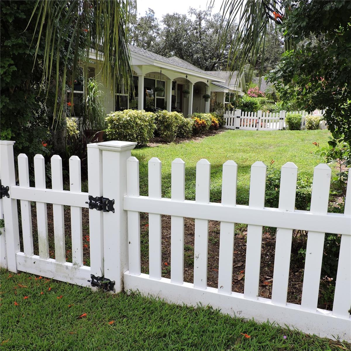Image 6 of 79 For 2312 Hillside Drive