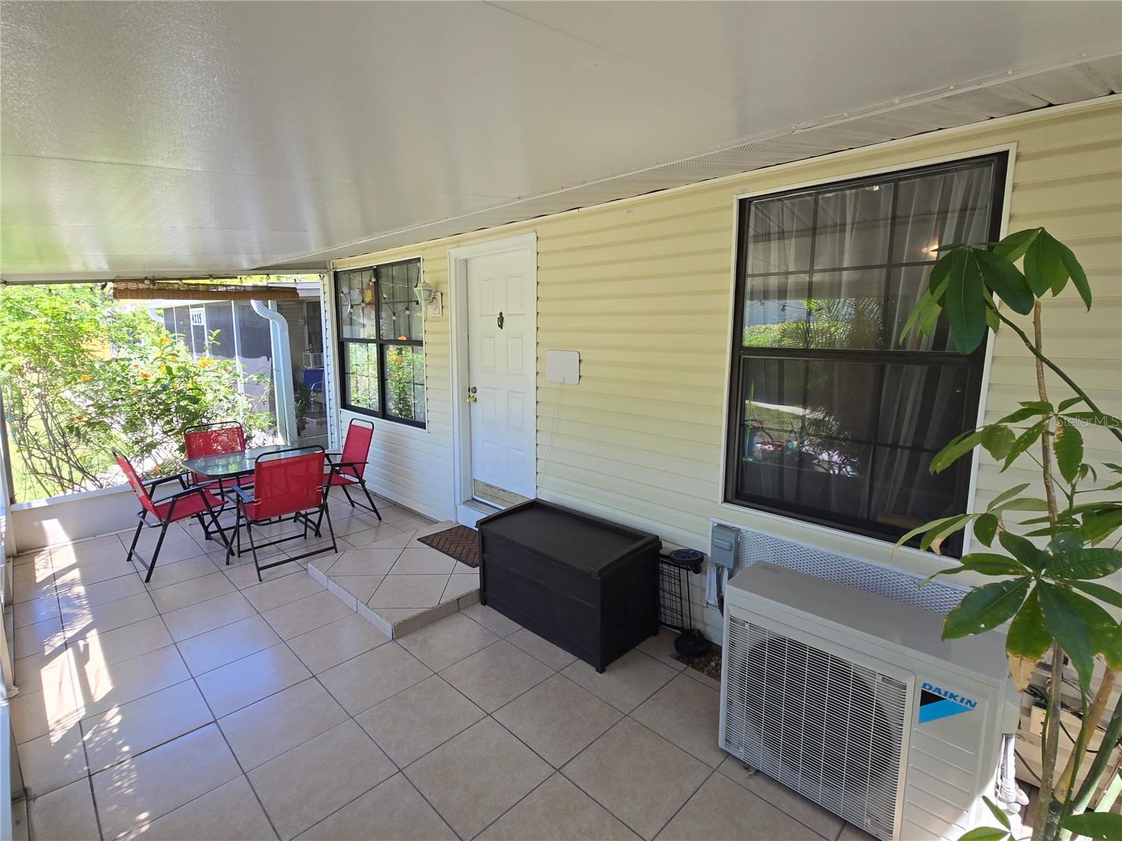 Image 6 of 16 For 4213 Michigan Street 4213