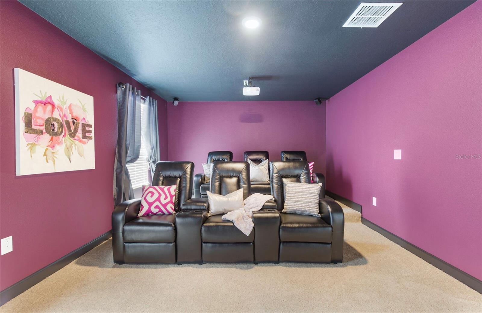 Image 12 of 51 For 9041 Hazard Street