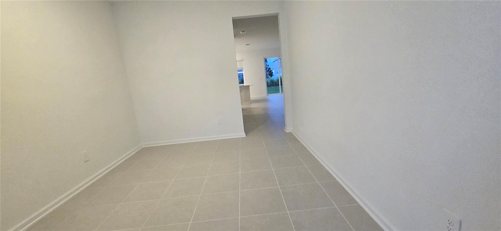 Image 2 of 23 For 2661 Skyline Loop