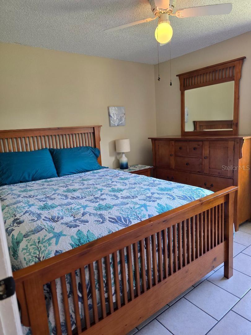 Listing photo id 22 for 777 Robin Avenue