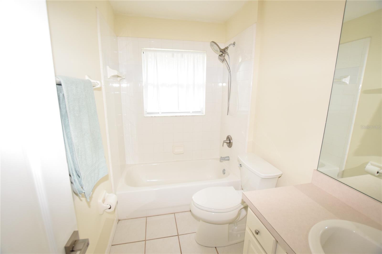 Image 38 of 50 For 10649 Versailles Boulevard