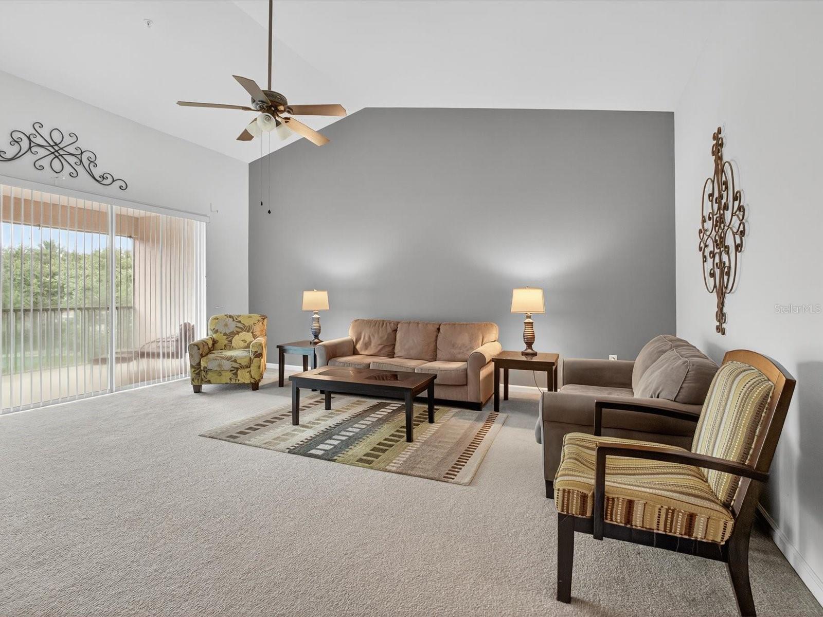 Image 4 of 46 For 8360 Quimby Circle .