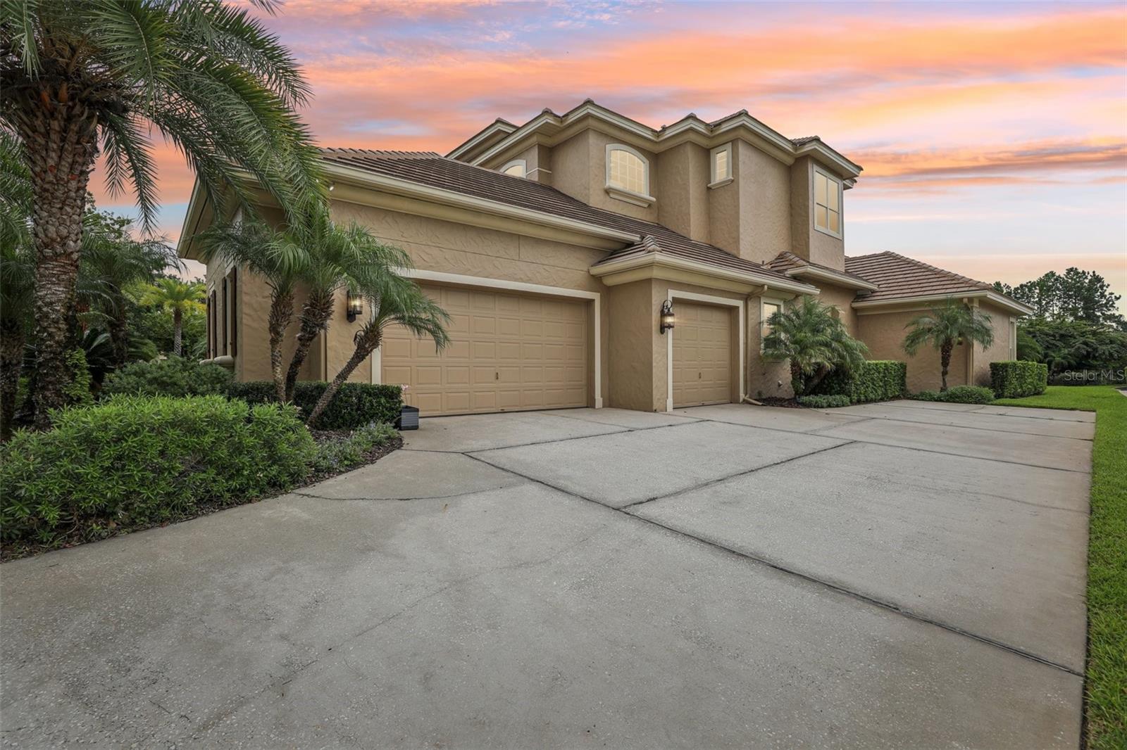 Image 3 of 58 For 1086 Henley Downs Place