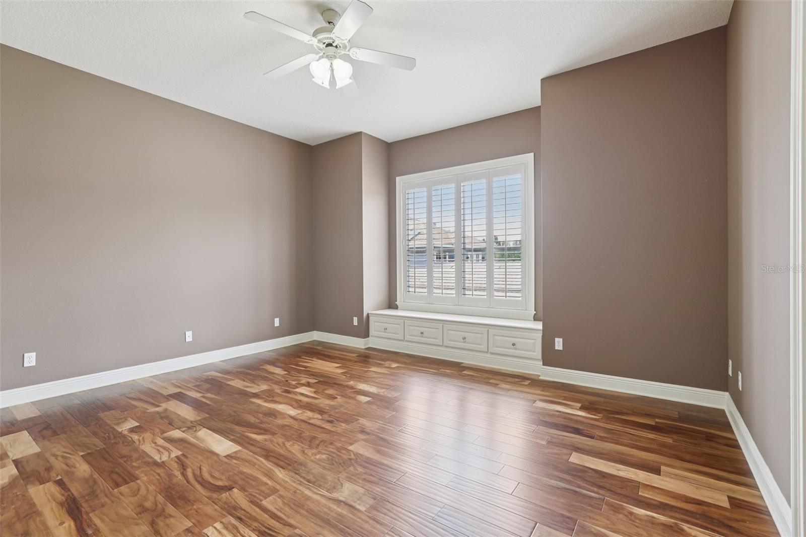 Image 33 of 58 For 1086 Henley Downs Place