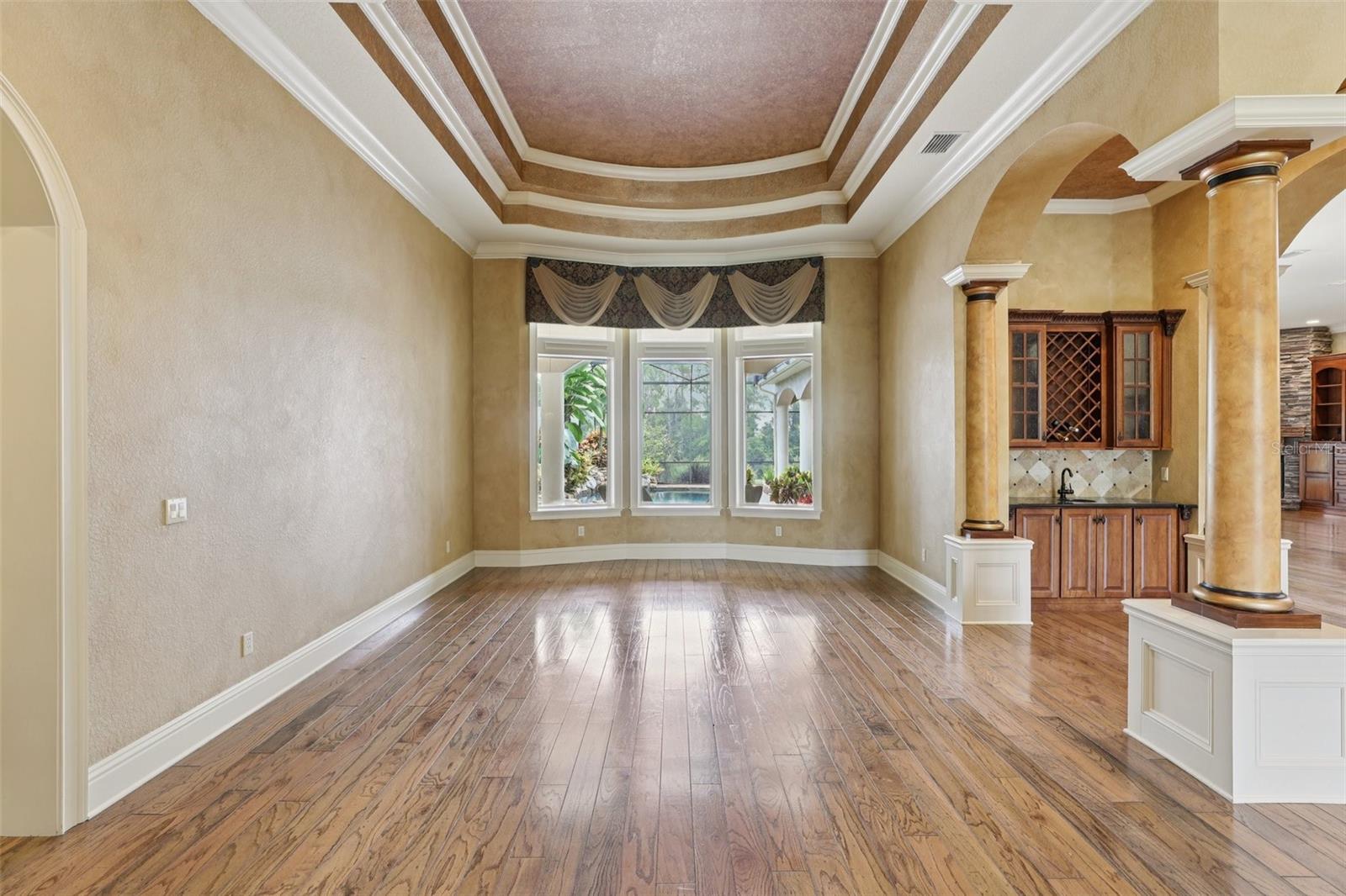 Image 8 of 58 For 1086 Henley Downs Place