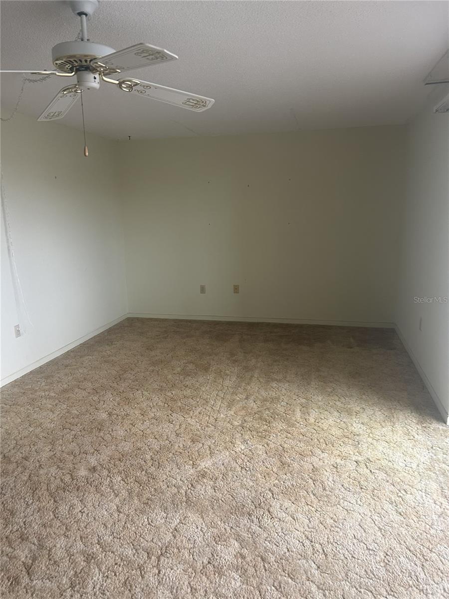 Image 5 of 8 For 5555 Gulf Boulevard 312