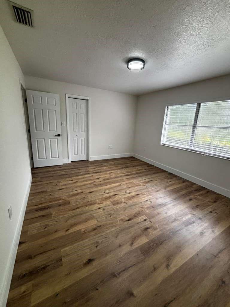 Image 19 of 34 For 3521 Silver Oak Court