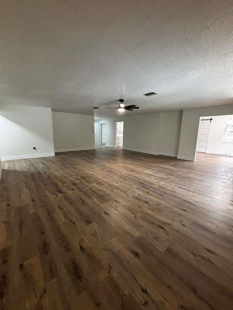 Image 3 of 34 For 3521 Silver Oak Court