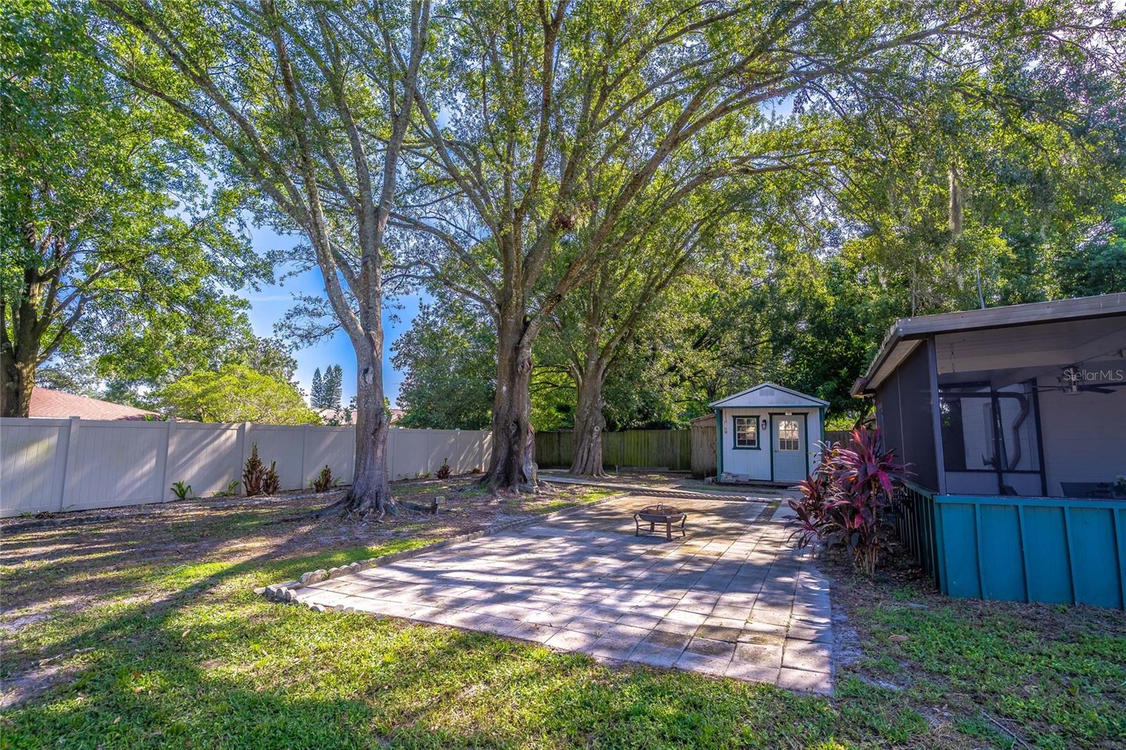 Image 43 of 52 For 8645 Pinestraw Lane