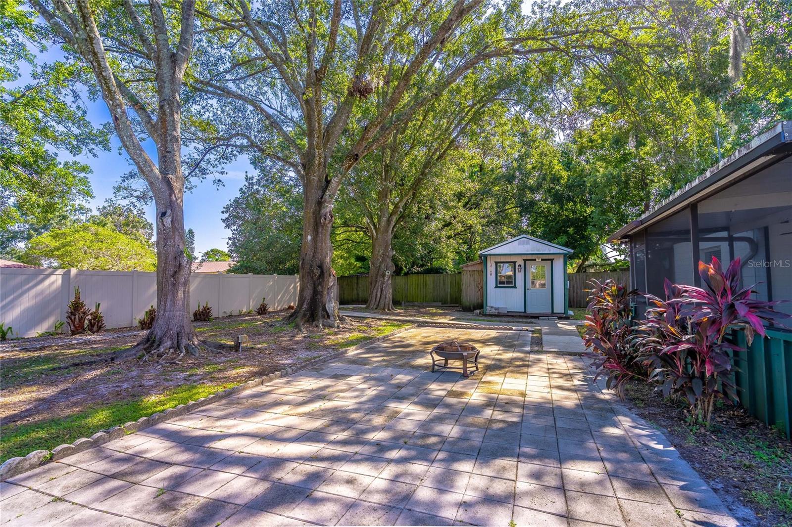 Image 44 of 52 For 8645 Pinestraw Lane