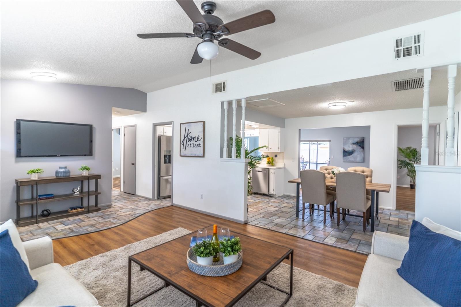 Image 8 of 52 For 8645 Pinestraw Lane