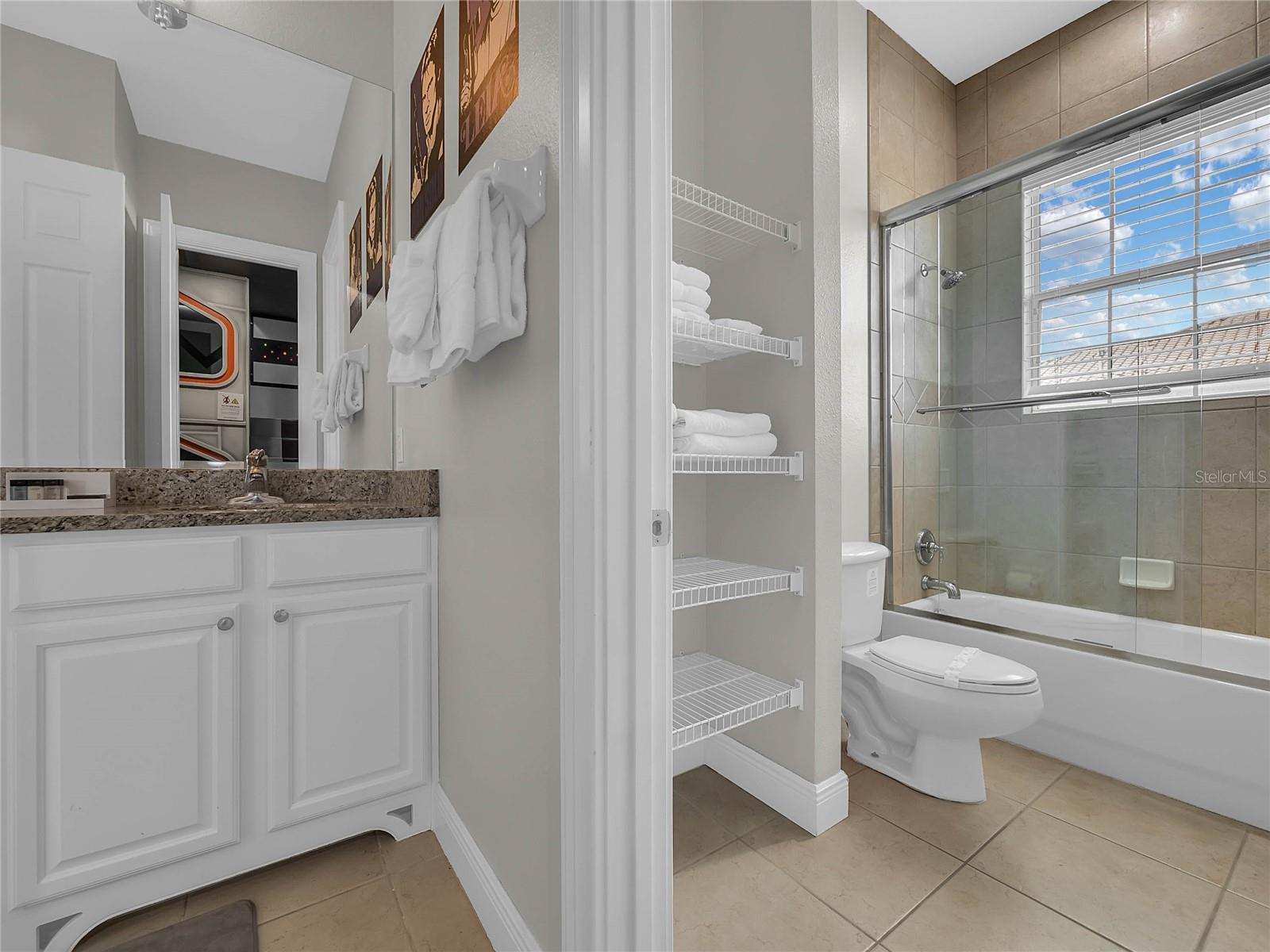 Image 18 of 26 For 1231 Radiant Street